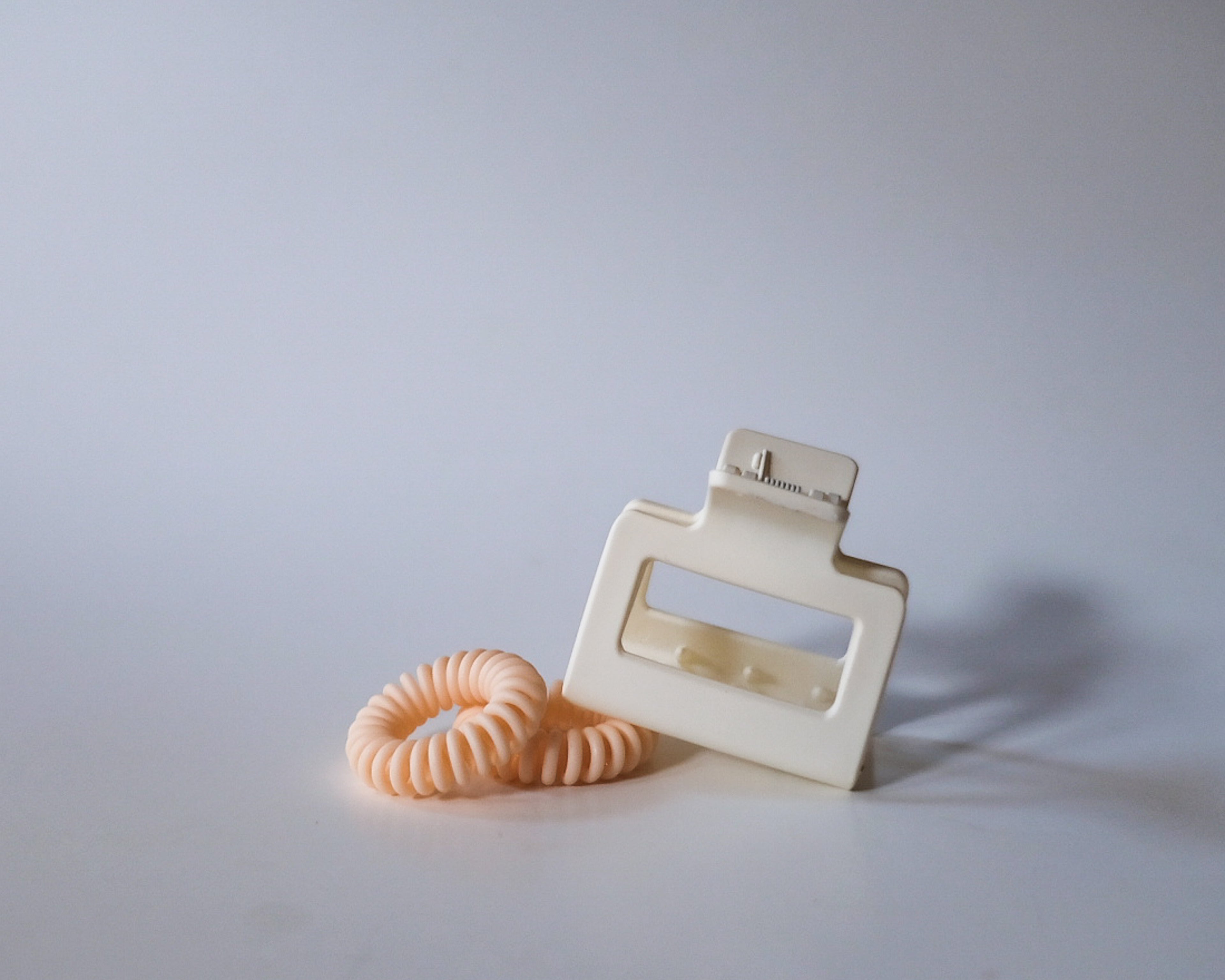 Peaches & Cream Heatless Curling Halo